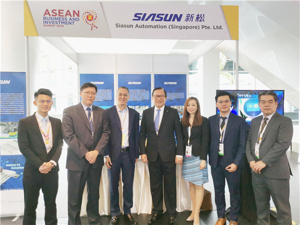 右四為菲律賓工商會主席 Mr George T. Barcelon-右五為菲力賓LT集團主席Michael G. Tan.jpg