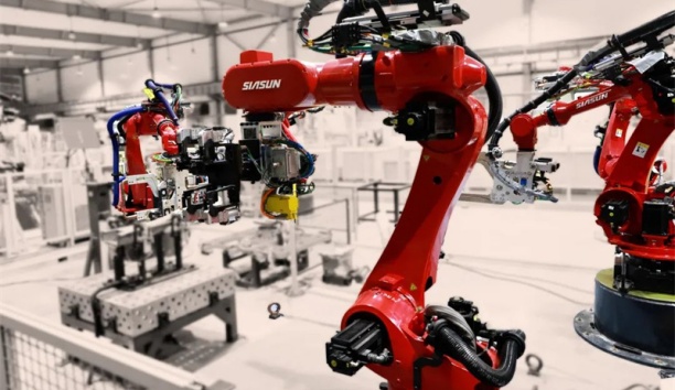 高工機器人——叩開汽車主機廠的大門后，新松機器人劍指“新”增長